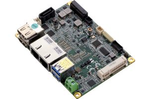 Compact industrial single-board computer